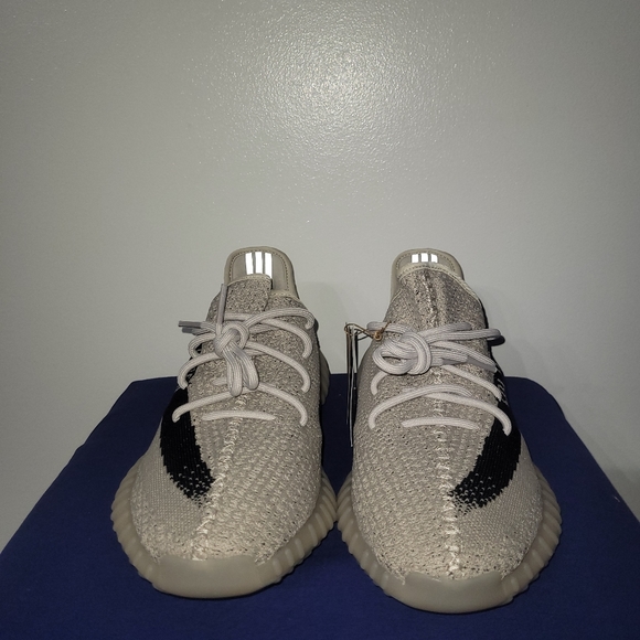Yeezy Boost 350 V2 Slate - Picture 3 of 7